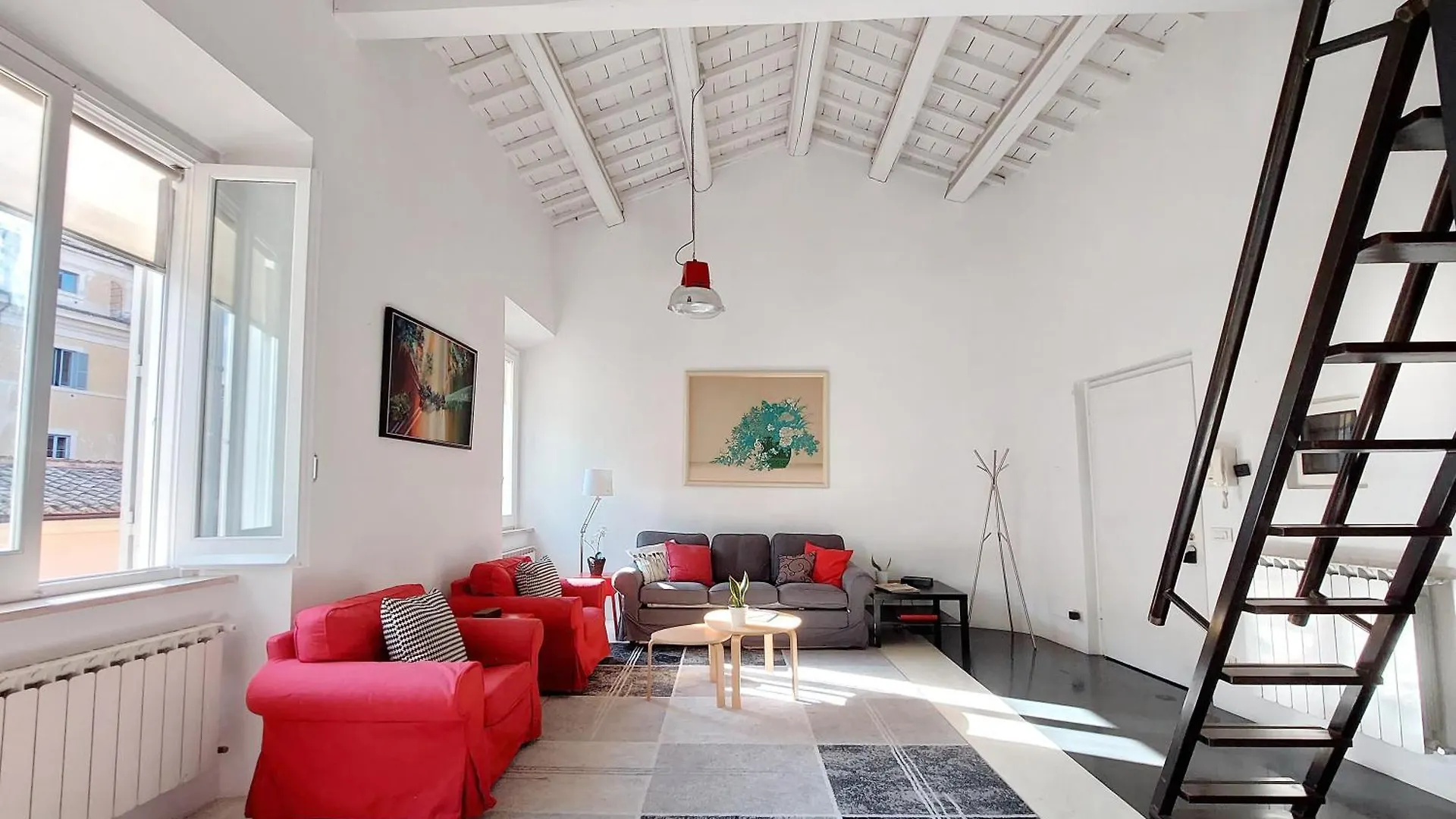 Trastevere Design Loft - My Extra Home Rome
